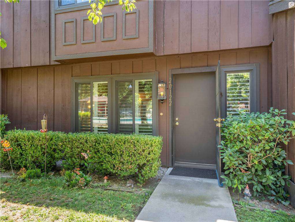 Winnetka, CA 91306,20122 Cohasset ST