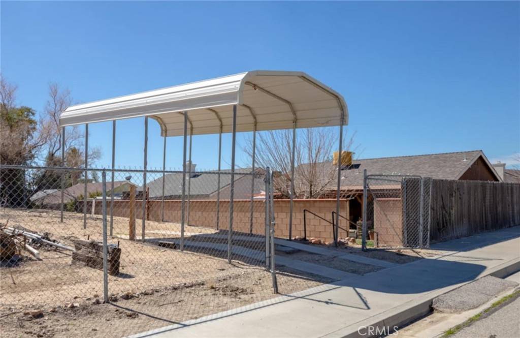 Rosamond, CA 93560,3856 United ST
