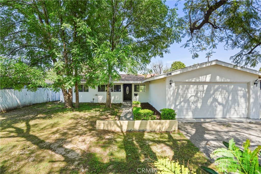 Winnetka, CA 91306,20617 Schoenborn ST
