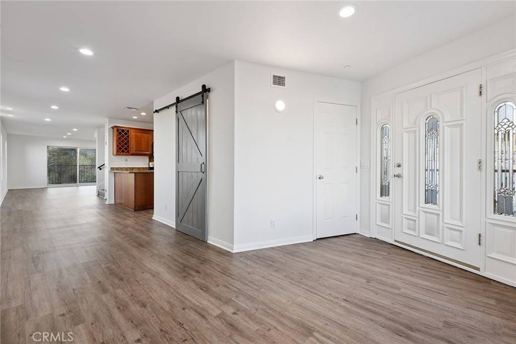Los Angeles, CA 90032,4308 Raynol ST