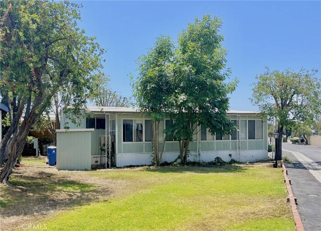 San Fernando, CA 91345,2 Donna WAY