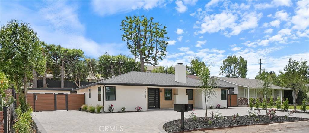 Woodland Hills, CA 91367,23240 Leonora DR