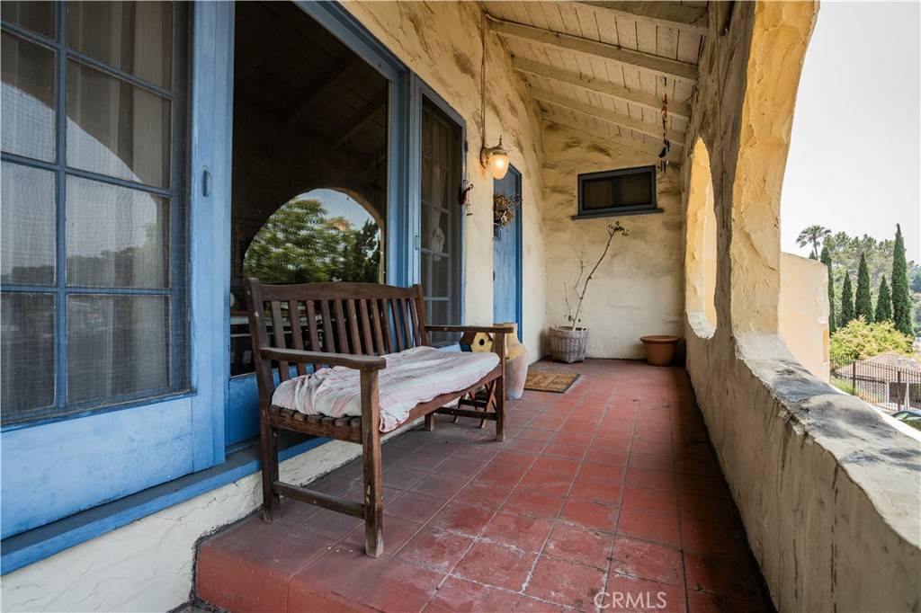 Glendale, CA 91205,1224 Oberlin DR