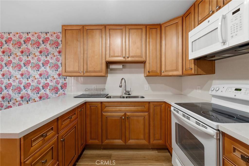 Van Nuys, CA 91405,15015 Sherman WAY #314