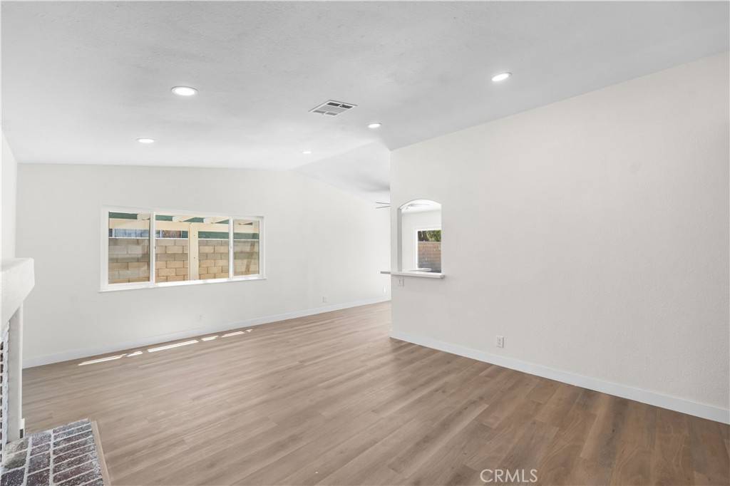 Palmdale, CA 93552,37317 53rd ST E