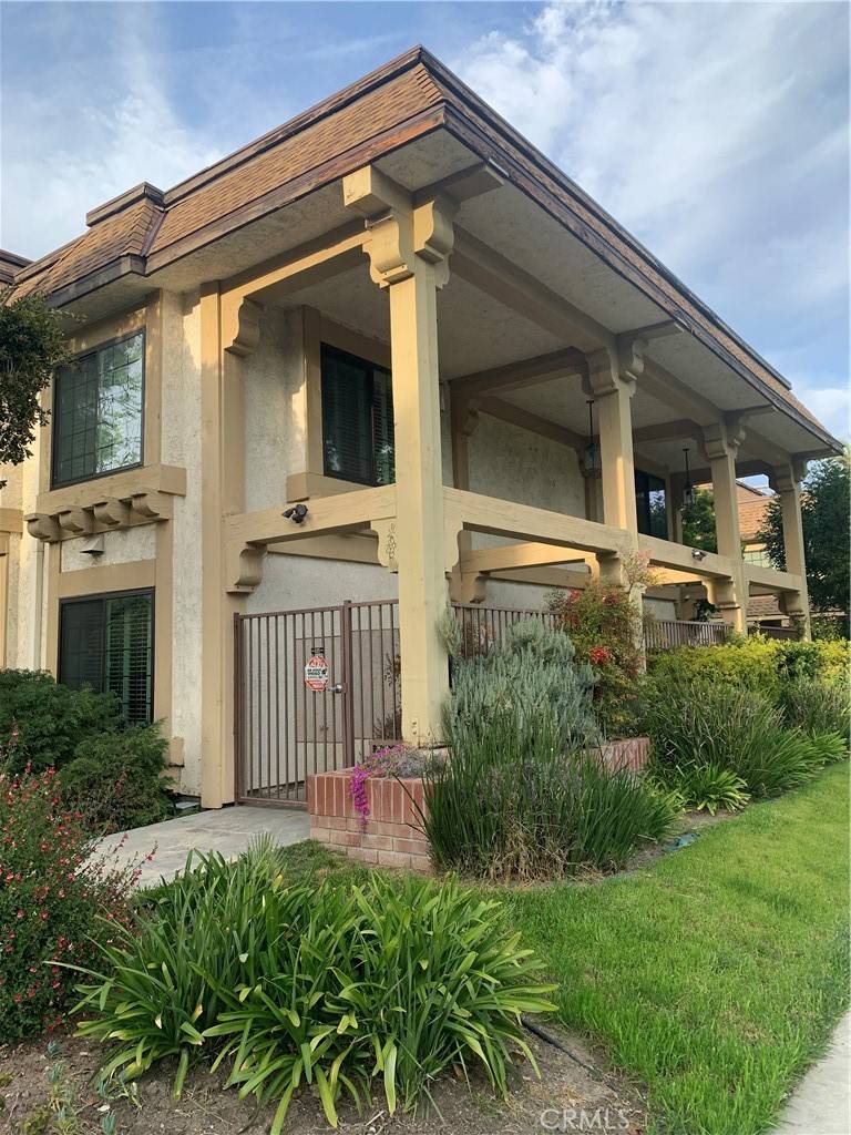 Woodland Hills, CA 91364,5404 Quakertown AVE #1