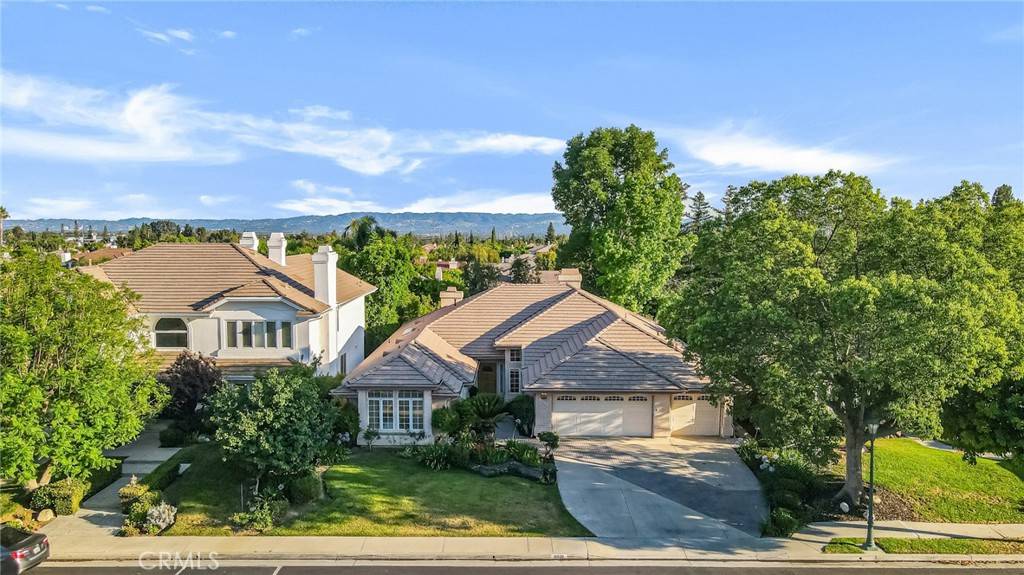 Porter Ranch, CA 91326,18830 Beechtree LN