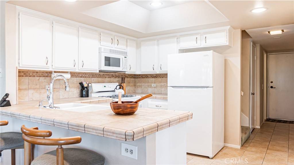 Porter Ranch, CA 91326,19229 Index ST #1