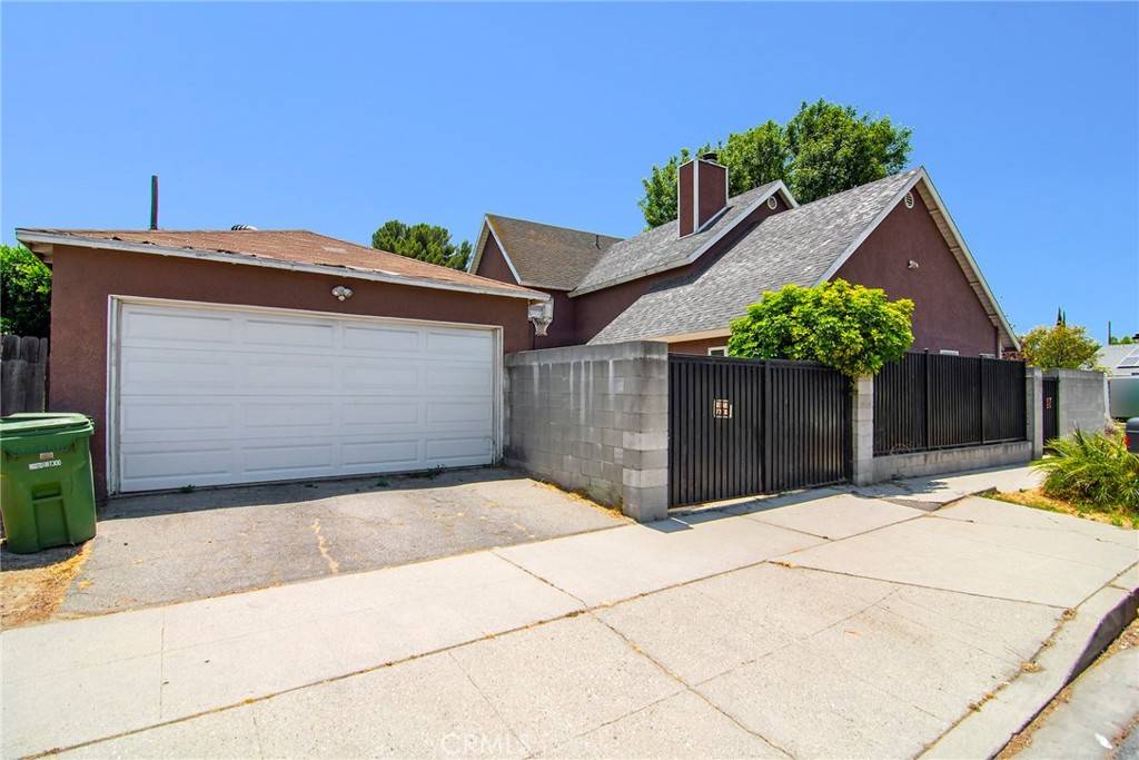 Lake Balboa, CA 91406,7514 Paso Robles AVE