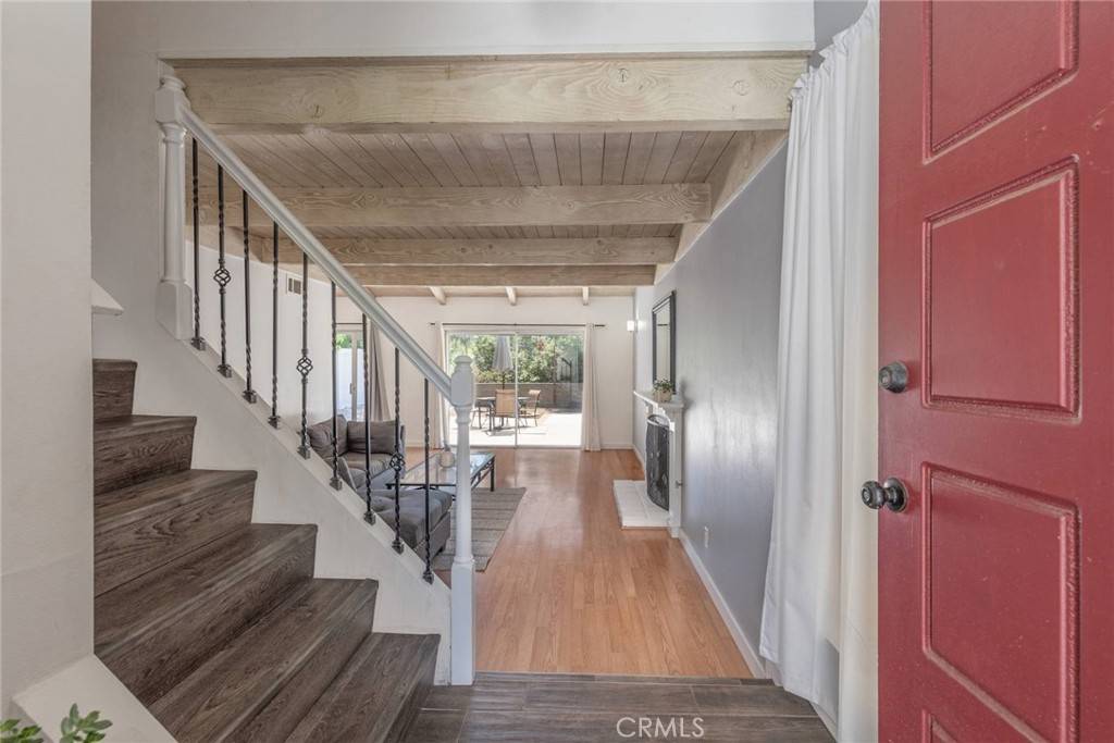 Thousand Oaks, CA 91360,1546 Holly CT