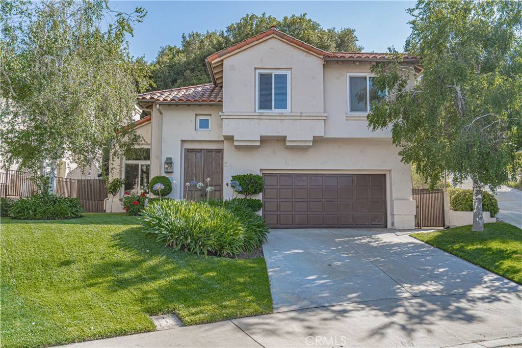 Newhall, CA 91321,23678 White Oak CT