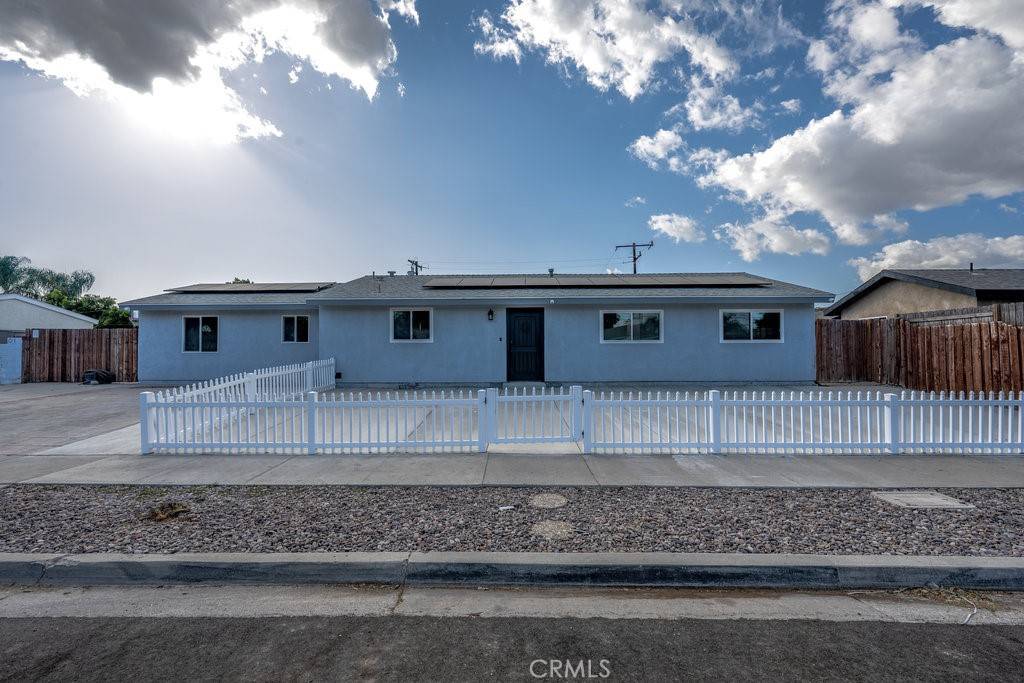 Simi Valley, CA 93065,1069 Erringer RD