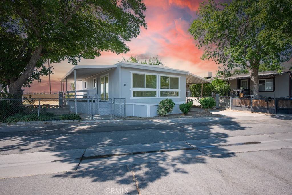 Lancaster, CA 93535,45800 Challenger WAY #10