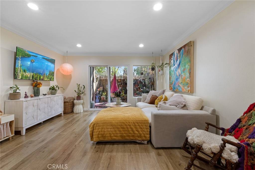 Tarzana, CA 91356,18350 Hatteras ST #157