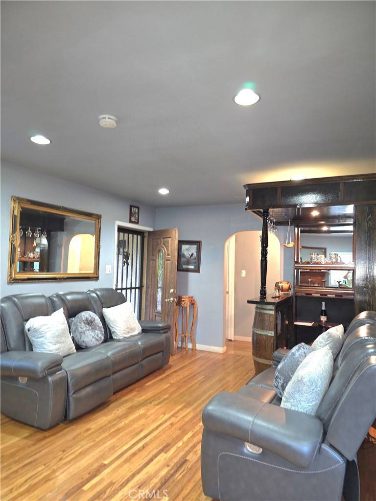 Sylmar, CA 91342,14023 Hubbard ST