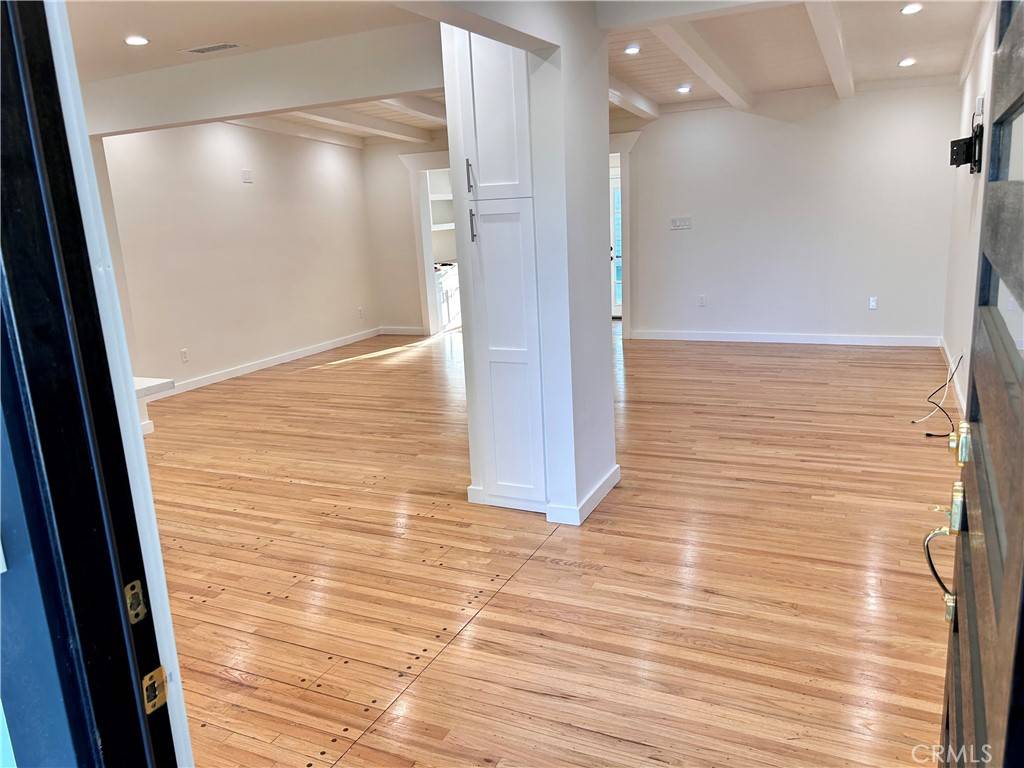 Northridge, CA 91324,8541 Belmar AVE