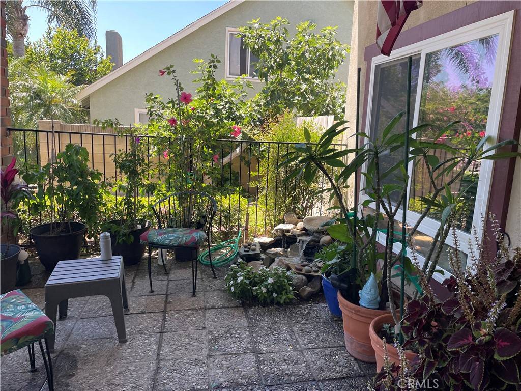 Simi Valley, CA 93065,2393 Cragmont CT