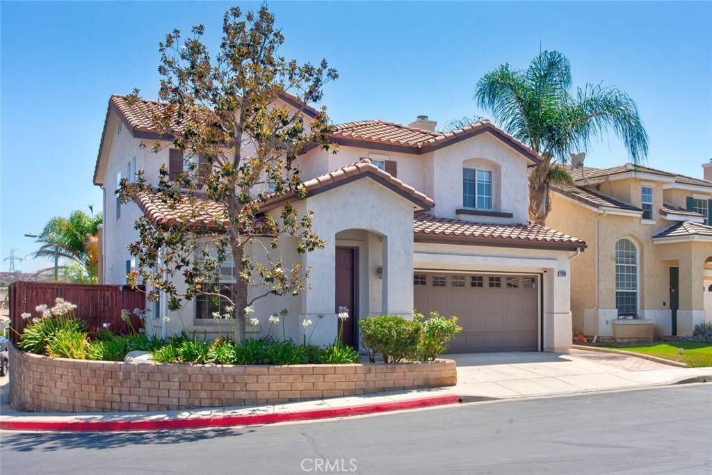 Saugus, CA 91350,21558 Oak Dr