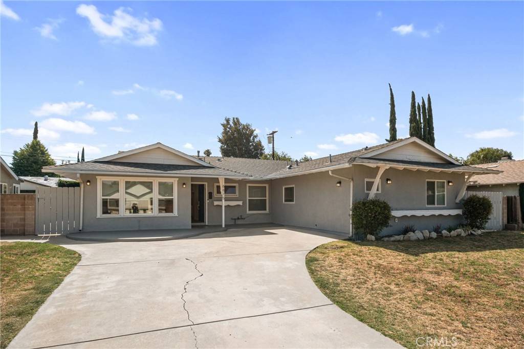 Woodland Hills, CA 91303,6615 Farralone AVE