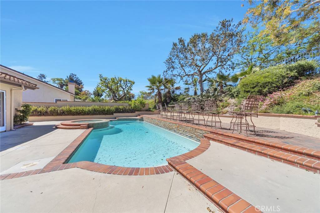 Thousand Oaks, CA 91362,3203 Montagne WAY