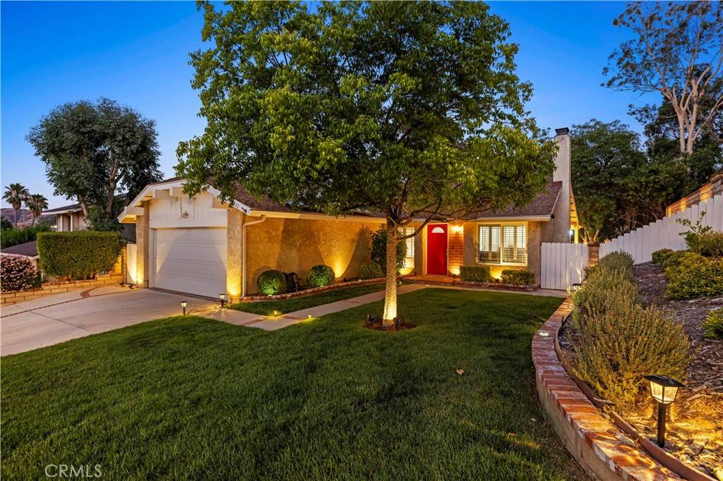 Saugus, CA 91350,21742 Grovepark DR