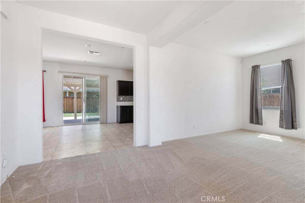 Rosamond, CA 93560,3720 Mount Whitney AVE