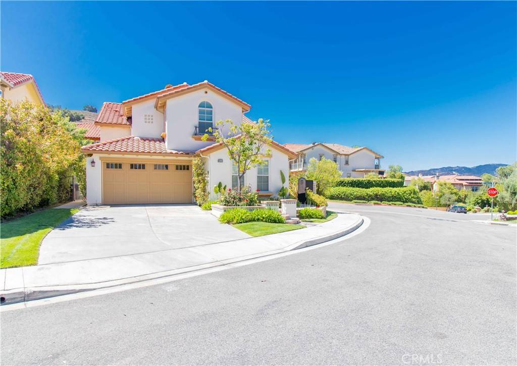 Calabasas, CA 91302,4684 Luna CT