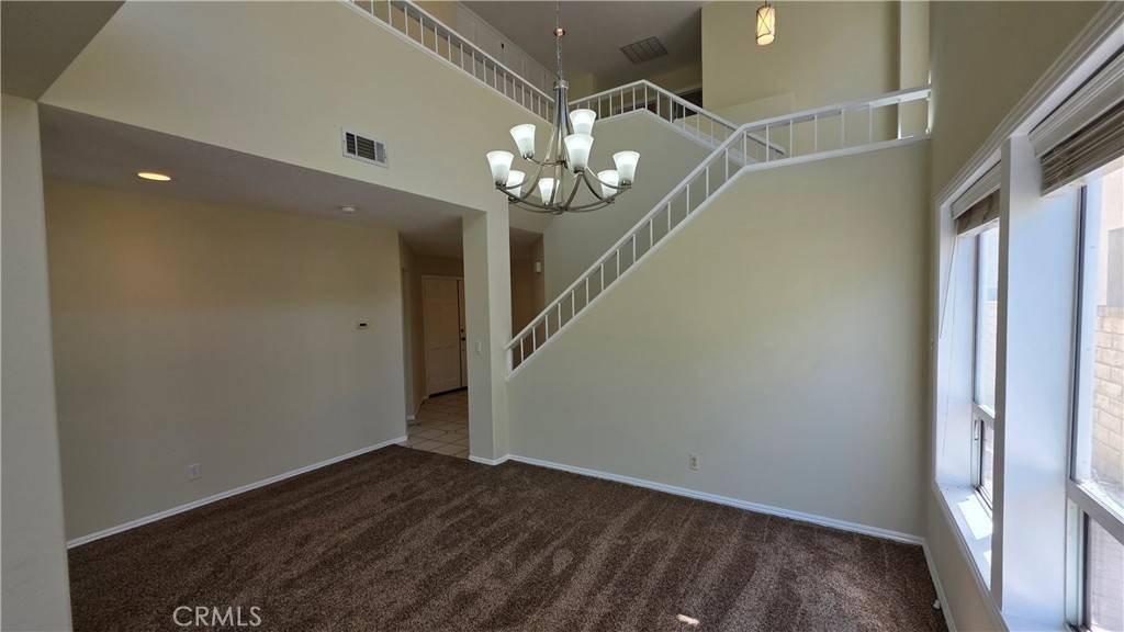 Newhall, CA 91321,19431 San Marino CT