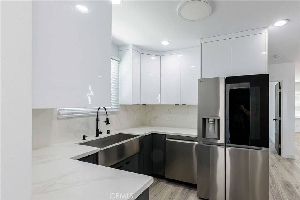 Encino, CA 91316,6160 Shoshone AVE