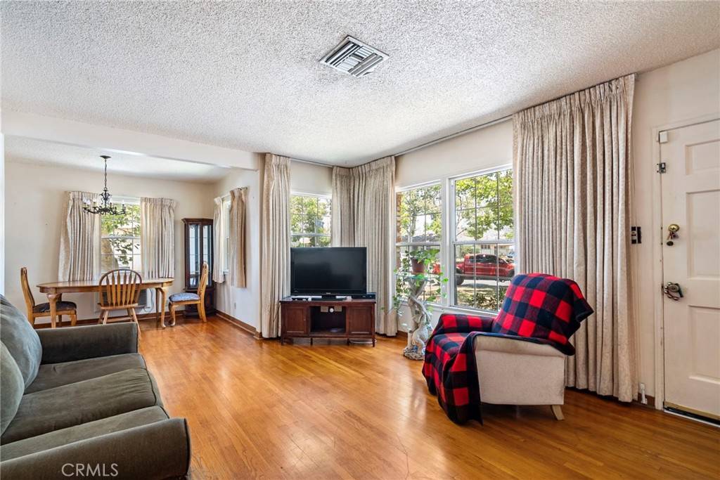 Sun Valley, CA 91352,7859 Craner AVE