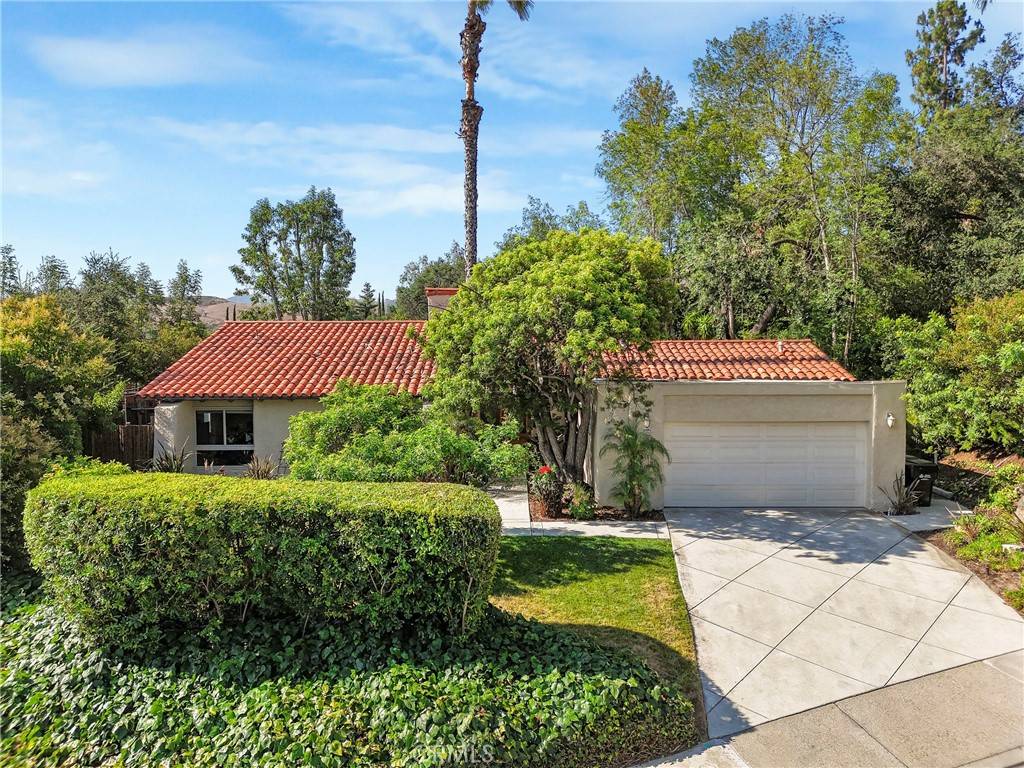 Westlake Village, CA 91361,2292 Hillsbury RD