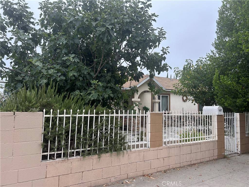 Northridge, CA 91325,18048 Roscoe BLVD