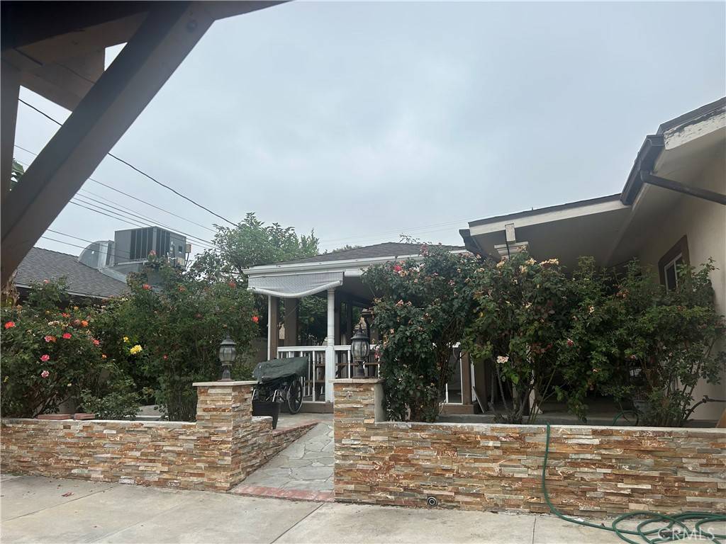 Northridge, CA 91325,18048 Roscoe BLVD