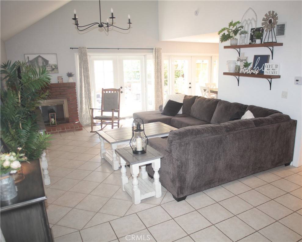 Valencia, CA 91354,27104 Rio Prado DR