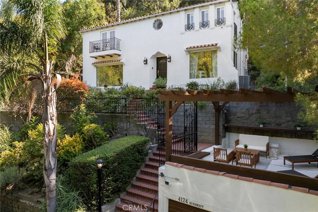 Studio City, CA 91604,4124 Sunswept DR