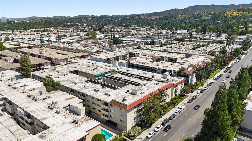 Encino, CA 91316,5400 Lindley AVE #221
