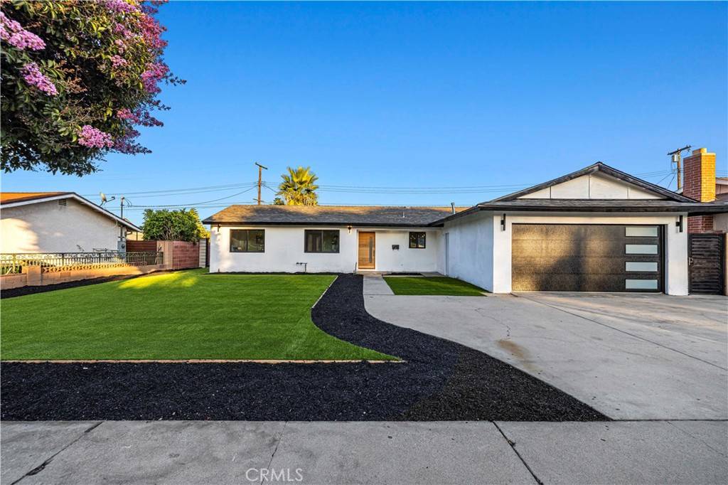 Sylmar, CA 91342,15086 Oro Grande ST