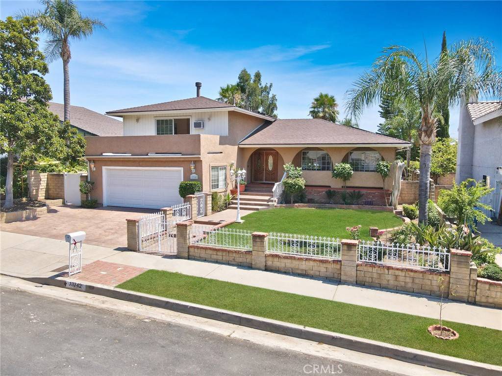 Sylmar, CA 91342,13742 Aldergrove ST
