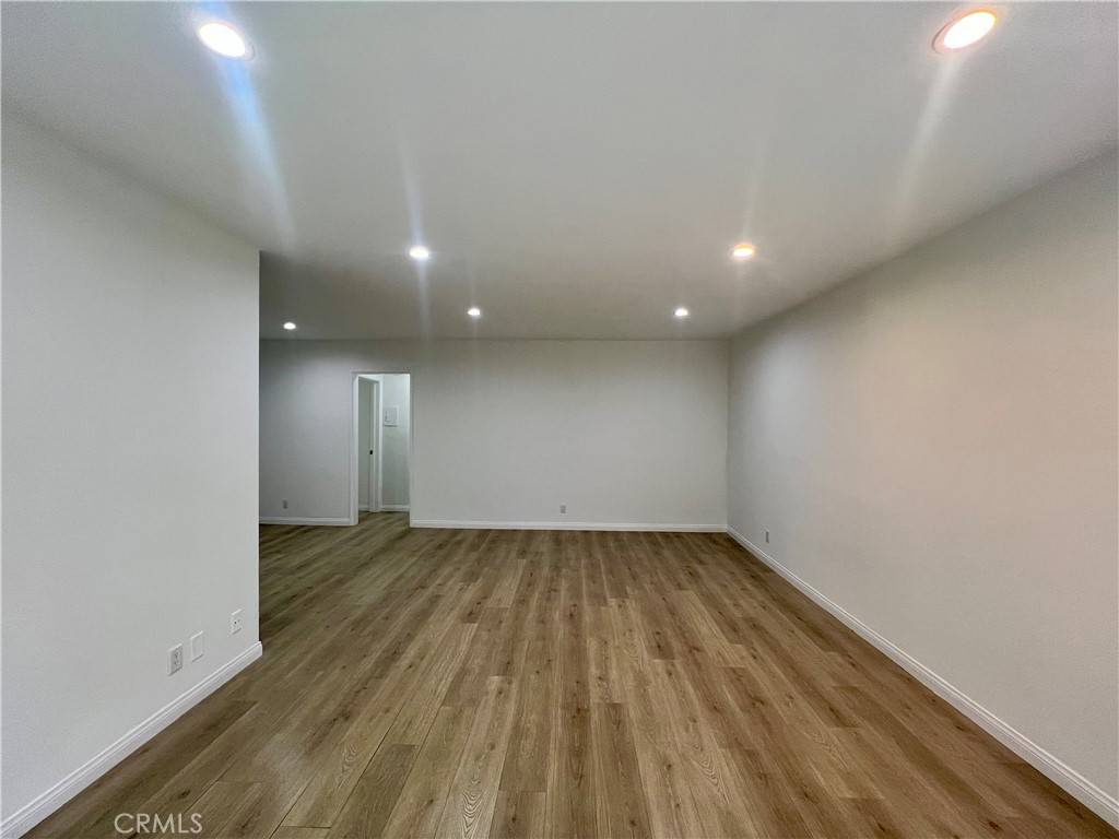 West Hollywood, CA 90046,1422 N Fairfax Ave #2