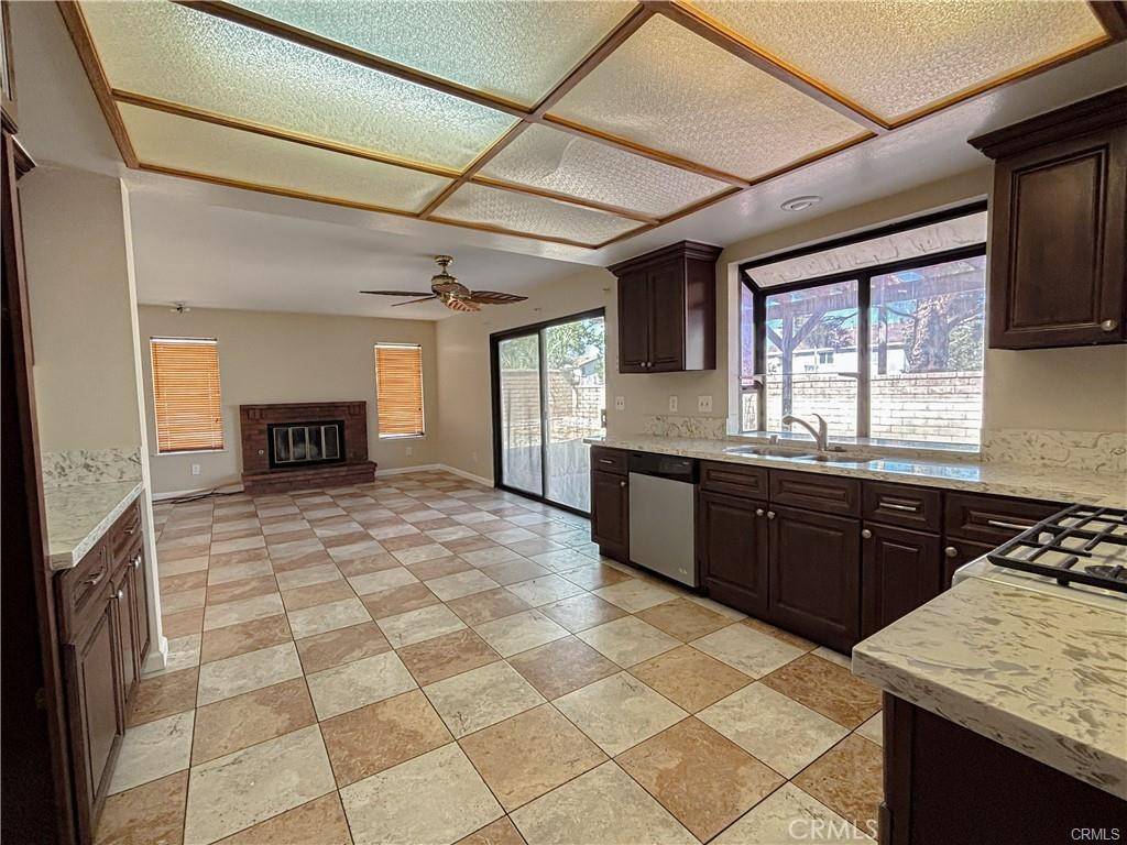 Palmdale, CA 93551,39360 Longhorn CT
