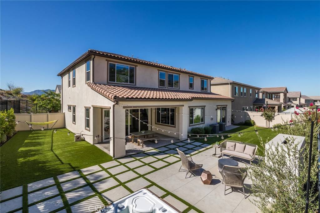Saugus, CA 91350,17701 Ridgeline CT