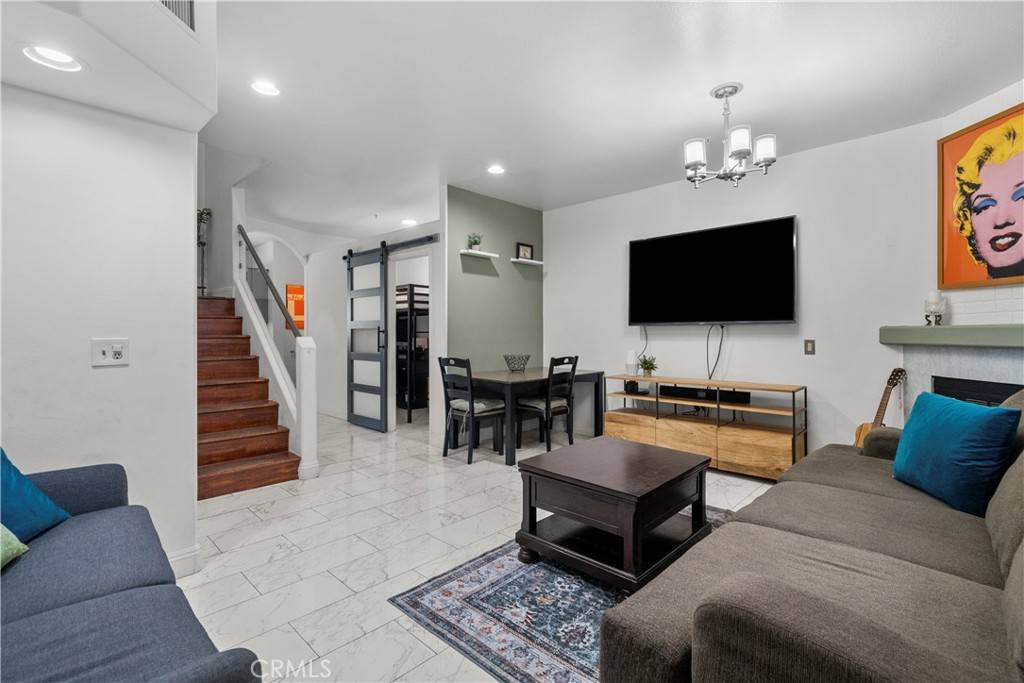 Reseda, CA 91335,18347 Saticoy ST #24