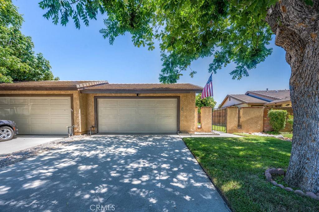 Valencia, CA 91355,25646 Almendra DR