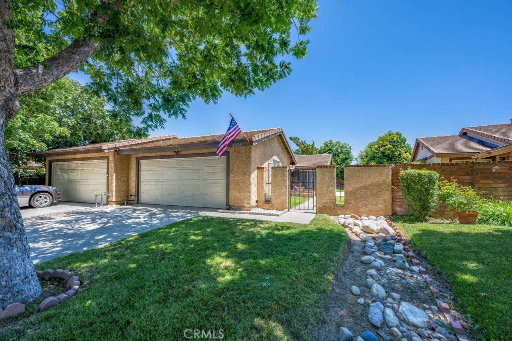 Valencia, CA 91355,25646 Almendra DR