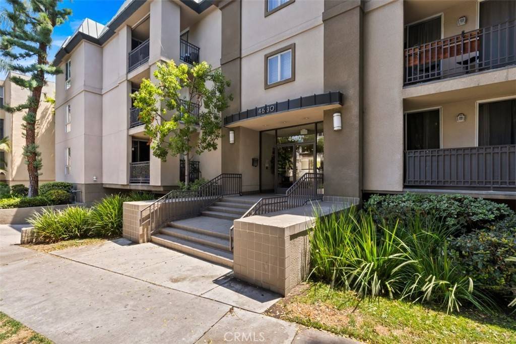 Sherman Oaks, CA 91403,4630 Willis AVE #205