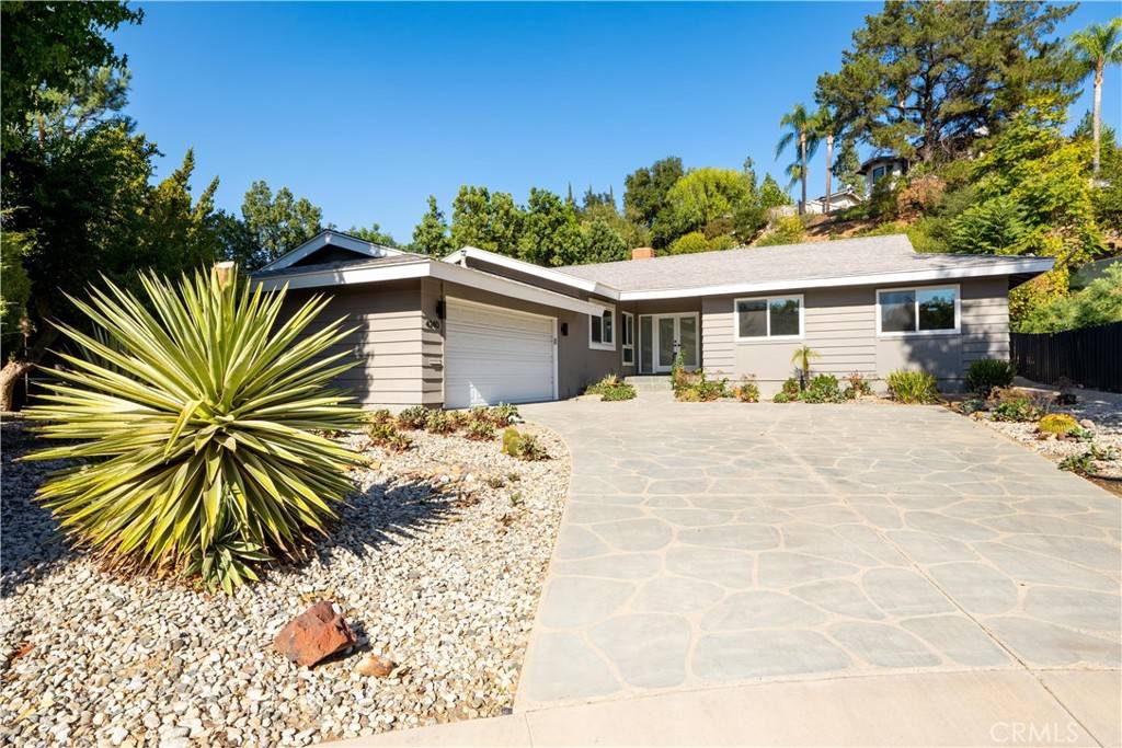 Calabasas, CA 91302,4240 Kingfisher RD