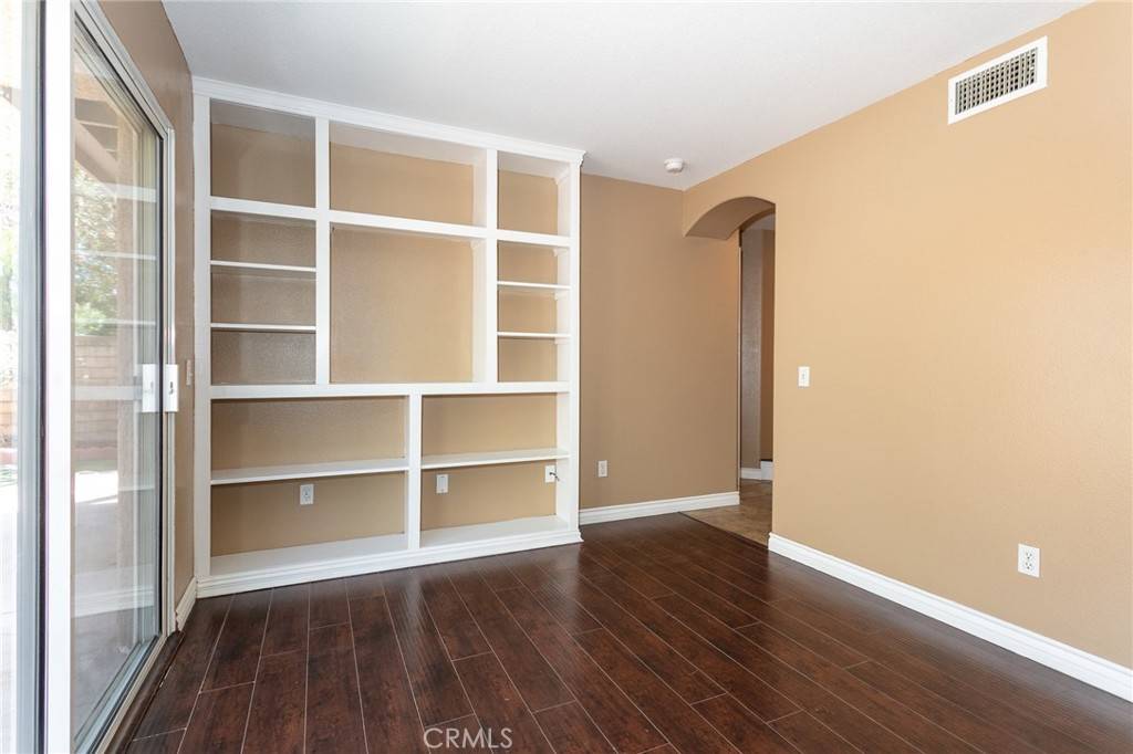 Simi Valley, CA 93065,1750 Tallowberry LN