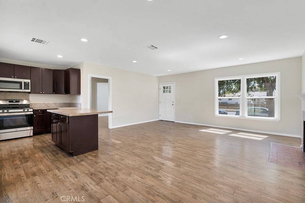 Northridge, CA 91325,8951 Canby AVE