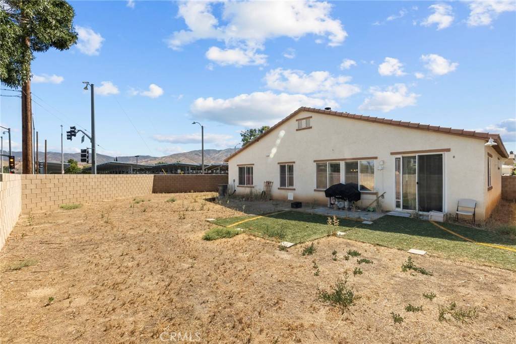 Palmdale, CA 93551,39202 Nicole DR