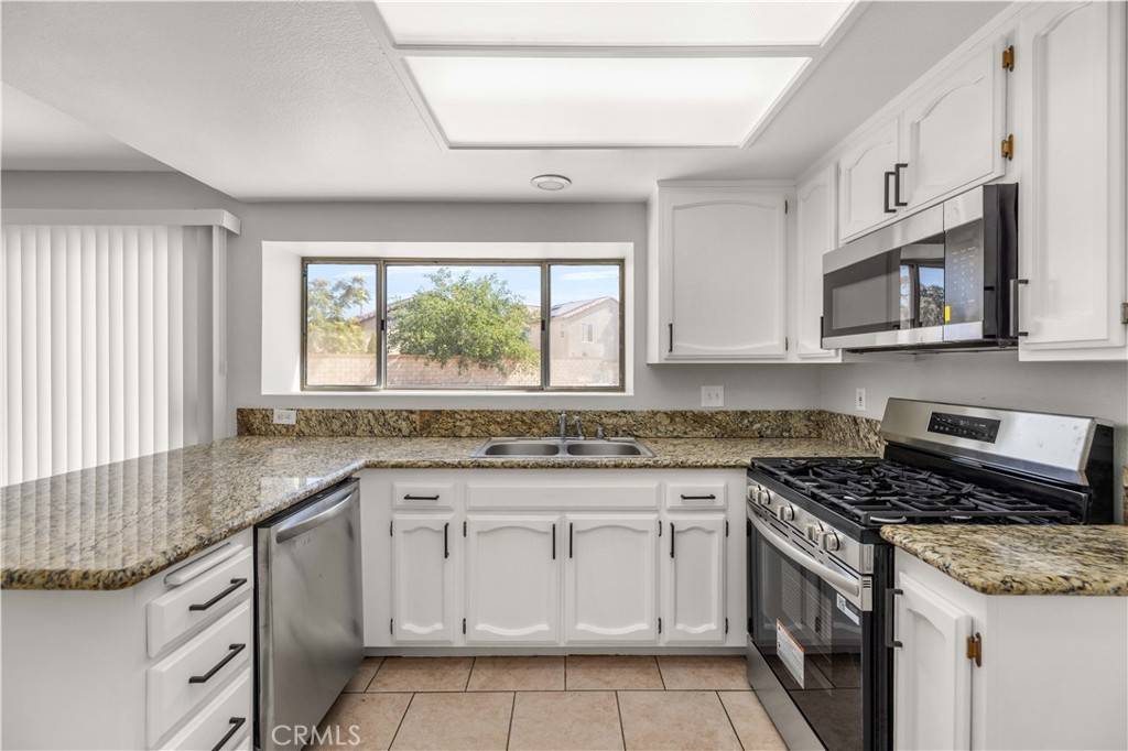 Lancaster, CA 93535,2125 E Oldfield ST